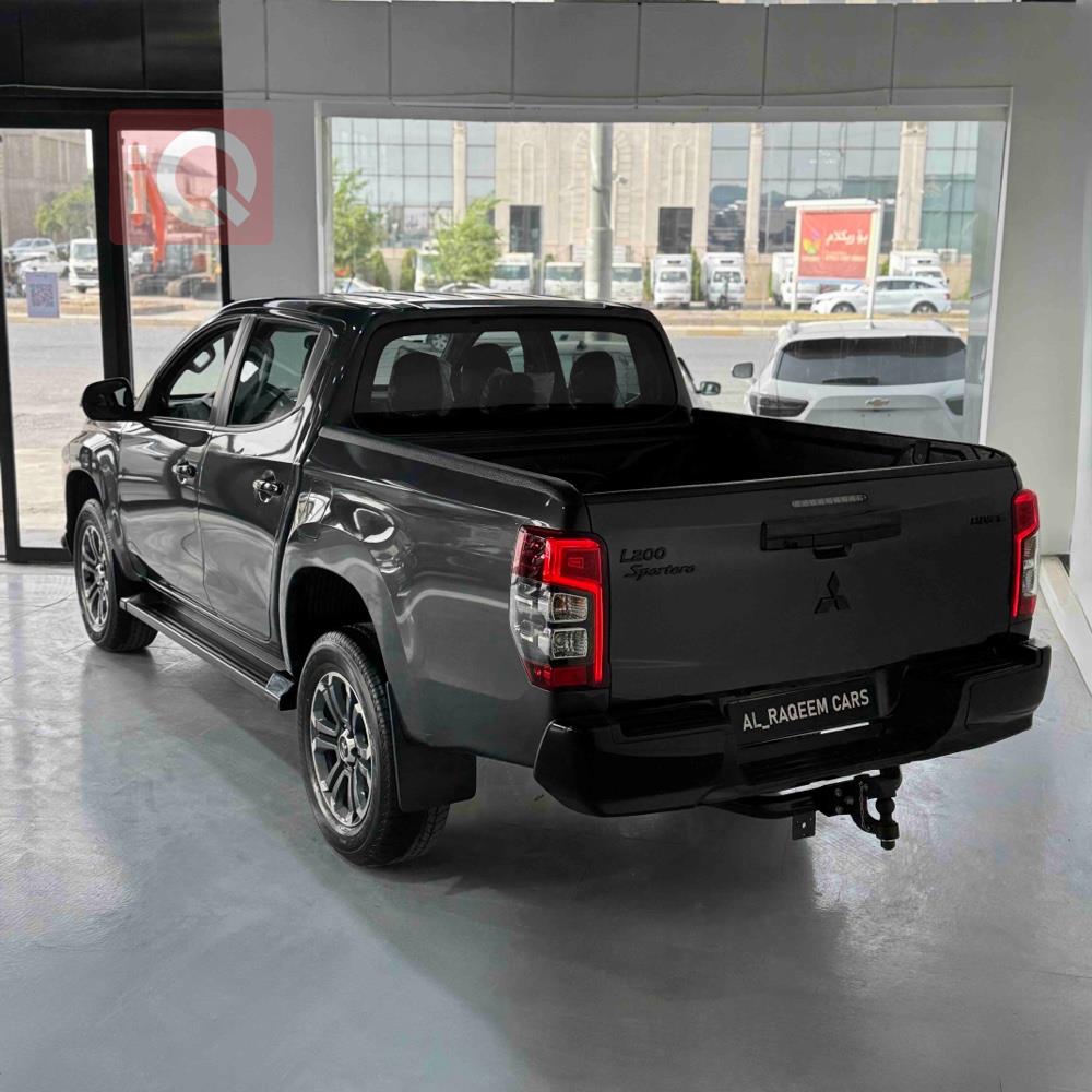 ميتسوبيشي L200